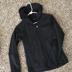 uniqlo black rain weather jacket